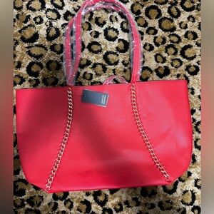 Badgley Mischka red chain bag. Vegan leather.